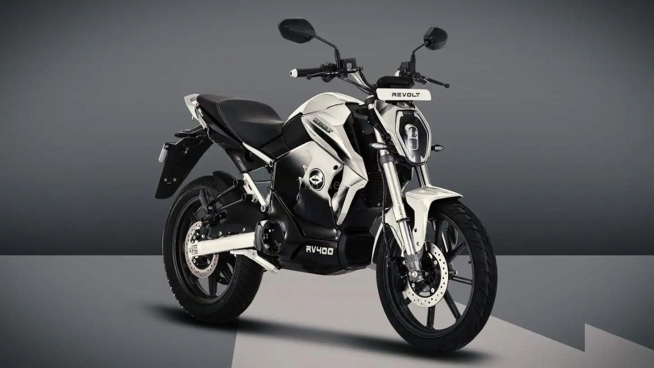 Revolt RV400